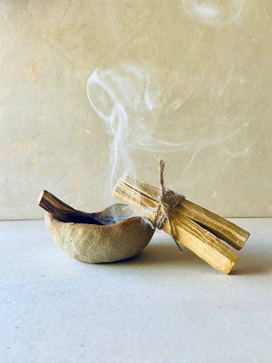 Palo Santo - 3 sticks per bundle