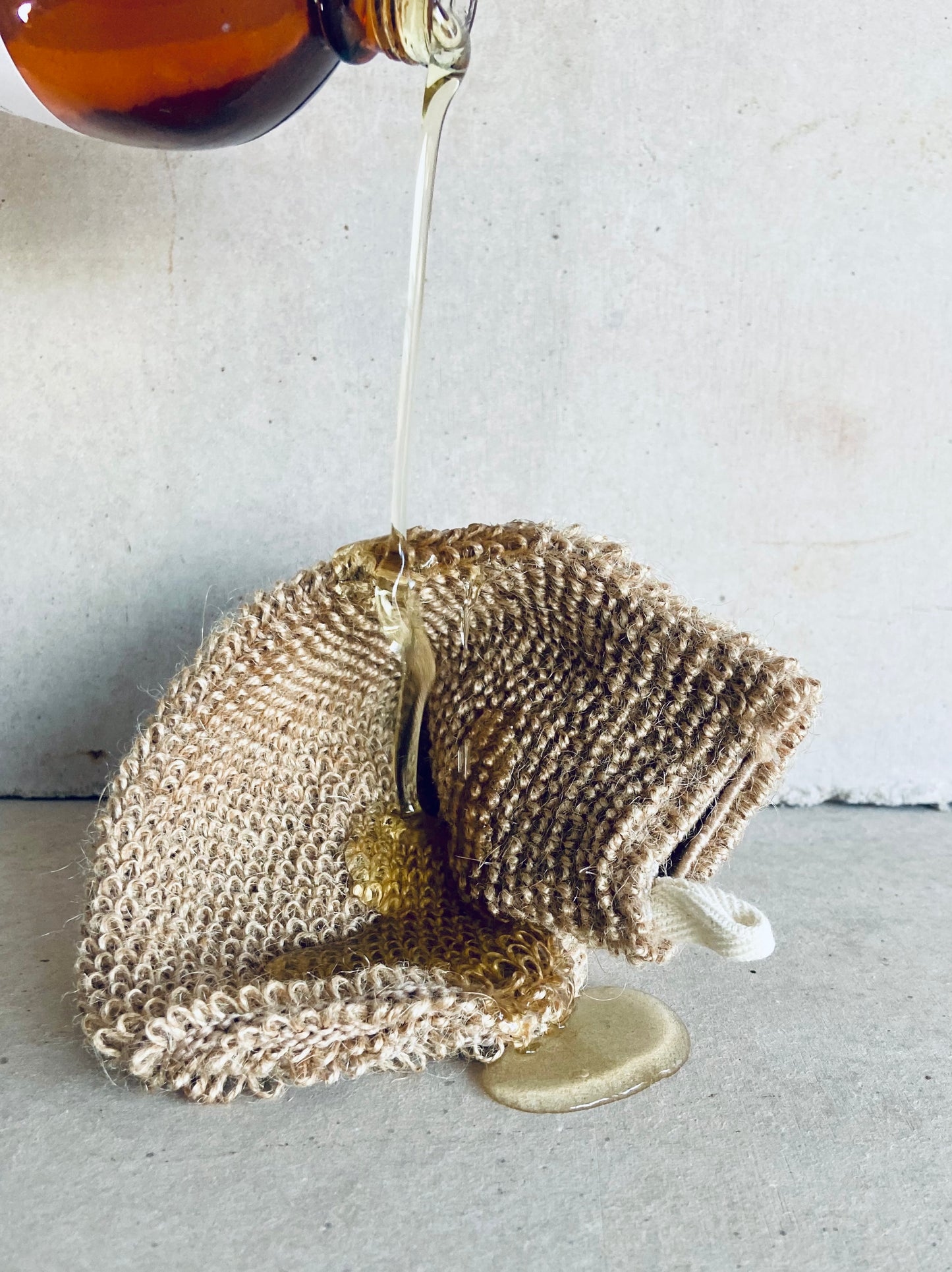 Jute Exfoliating Mitt