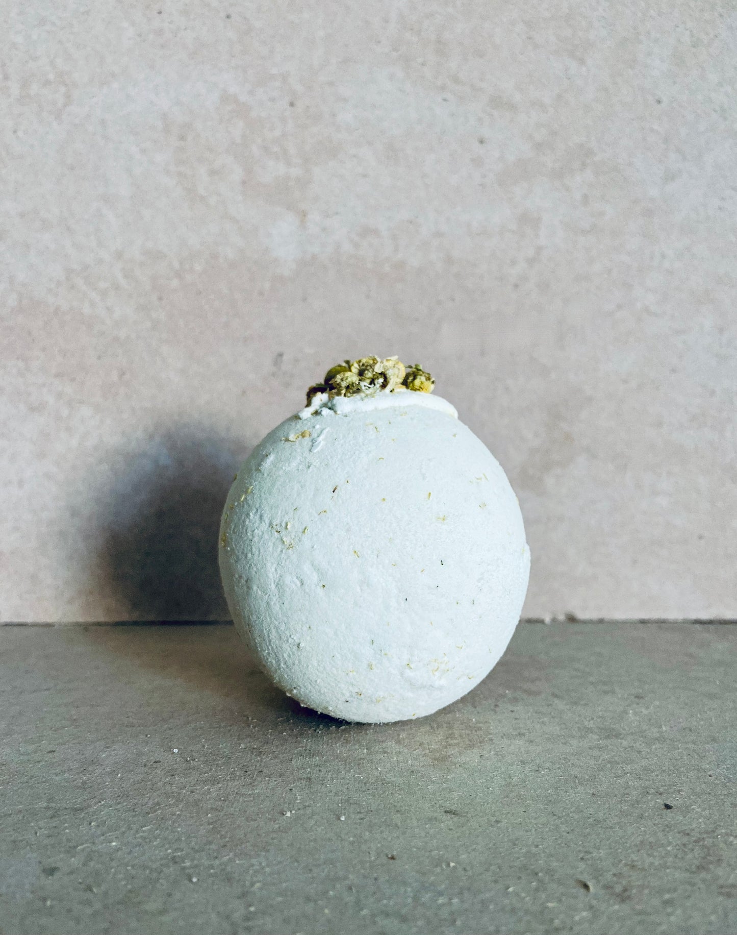 Buttermilk + Chamomile Bath bomb