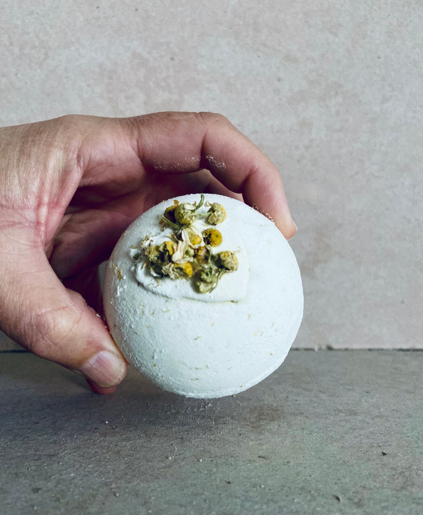 Buttermilk + Chamomile Bath bomb